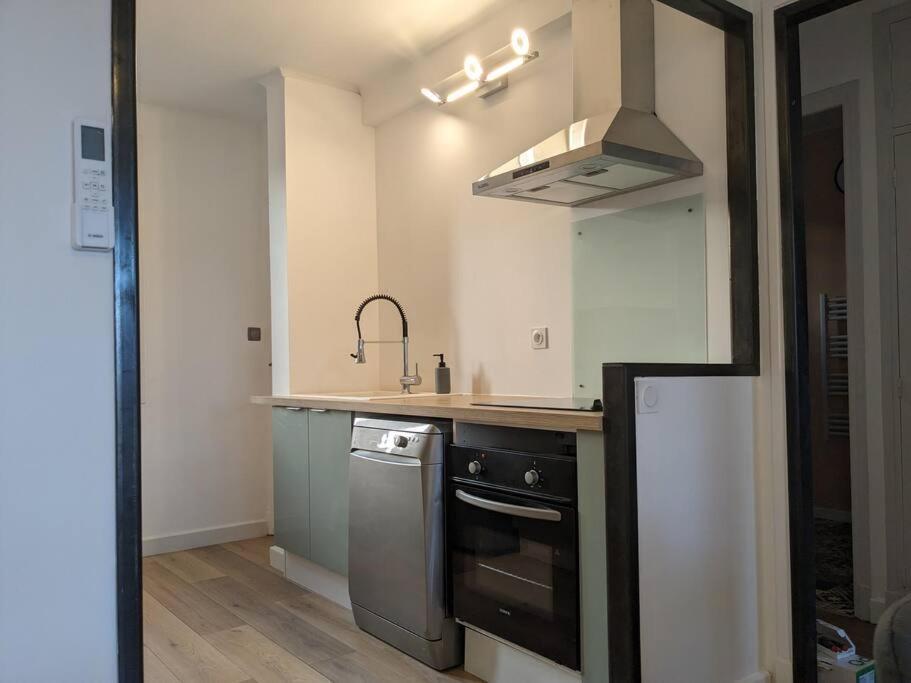 Appartment - Vue Imprenable Sur La Cite Medievale - Parking Gratuit - Climatise การ์กาซอน ภายนอก รูปภาพ